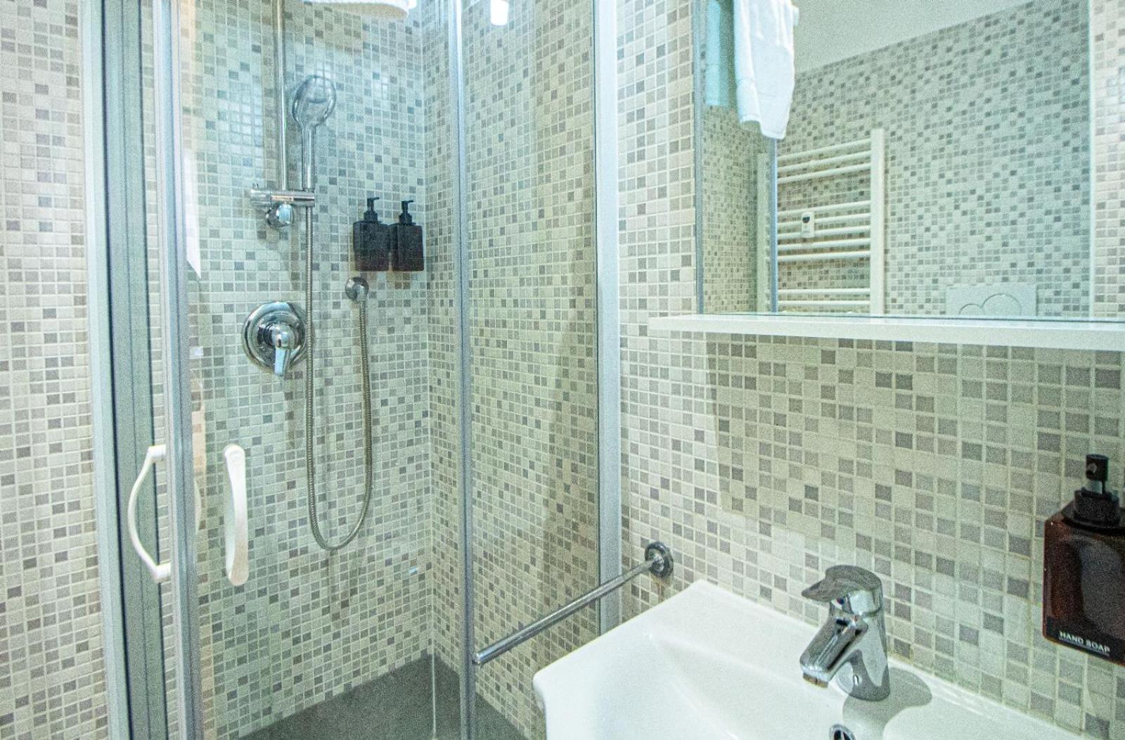 Rhome 34 Rome Bagian luar foto